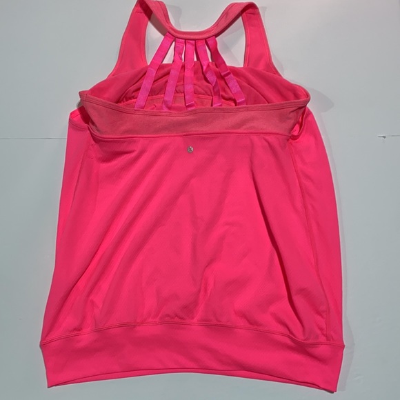 Workout tank - Picture 2 of 4